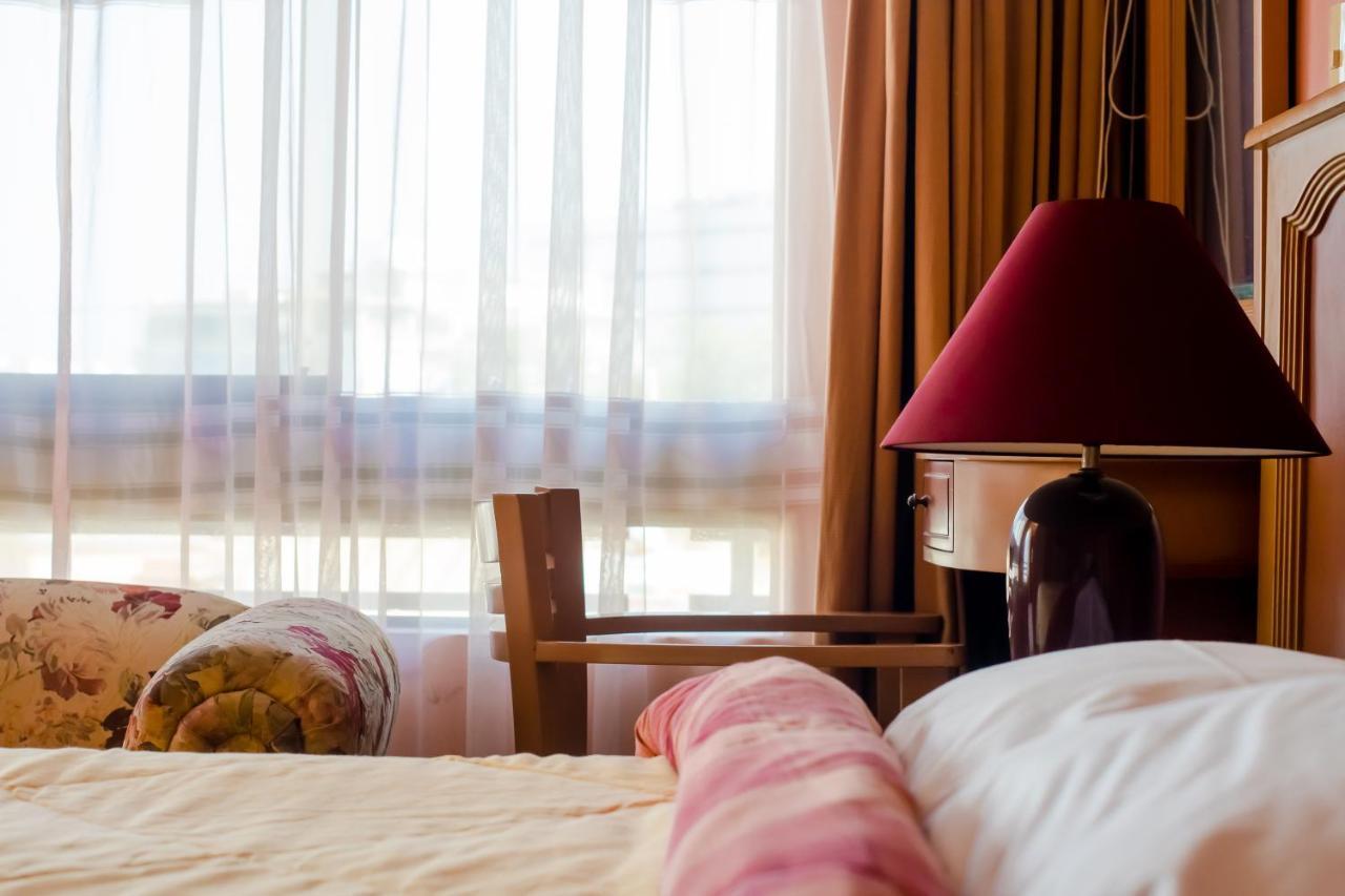 Grand Hotel Betsy Lima Exteriör bild